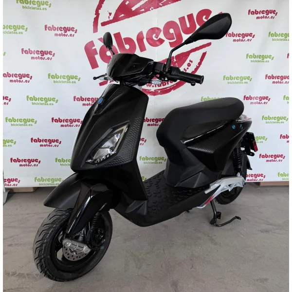 Piaggio 1+ L1 Negro Electrica Negro